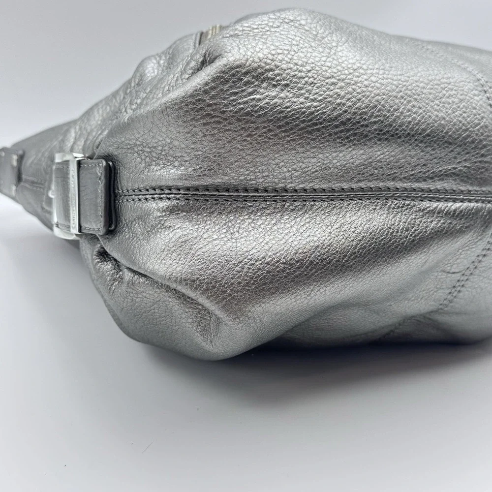 New Michael Kors Evie Hobo Bag Supple Leather Front Zip Pocket Pewter Silver Met